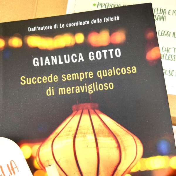 succede sempre qualcosa di meraviglioso